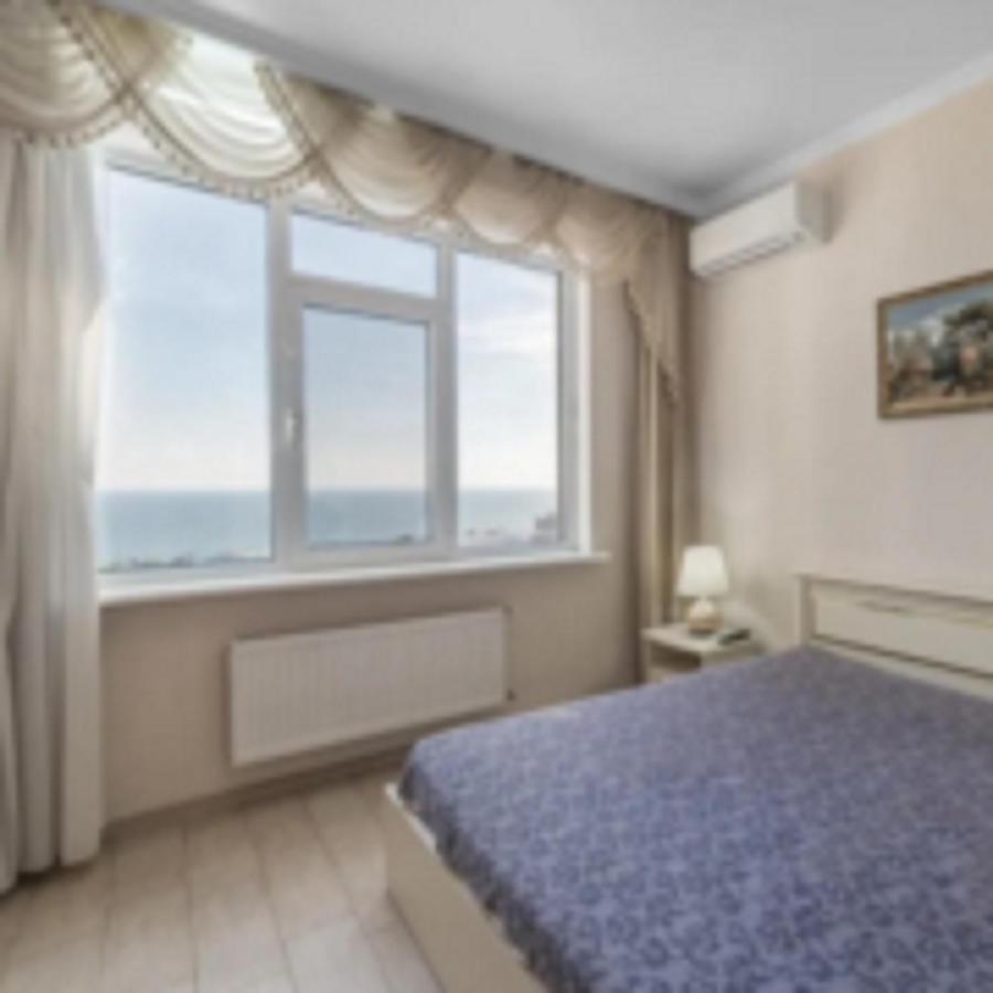 Apartment With Fantastic Sea View Odesa Exterior photo